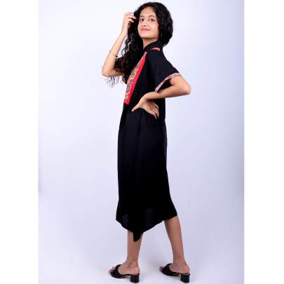 Midnight Grace Embroidered Kurta